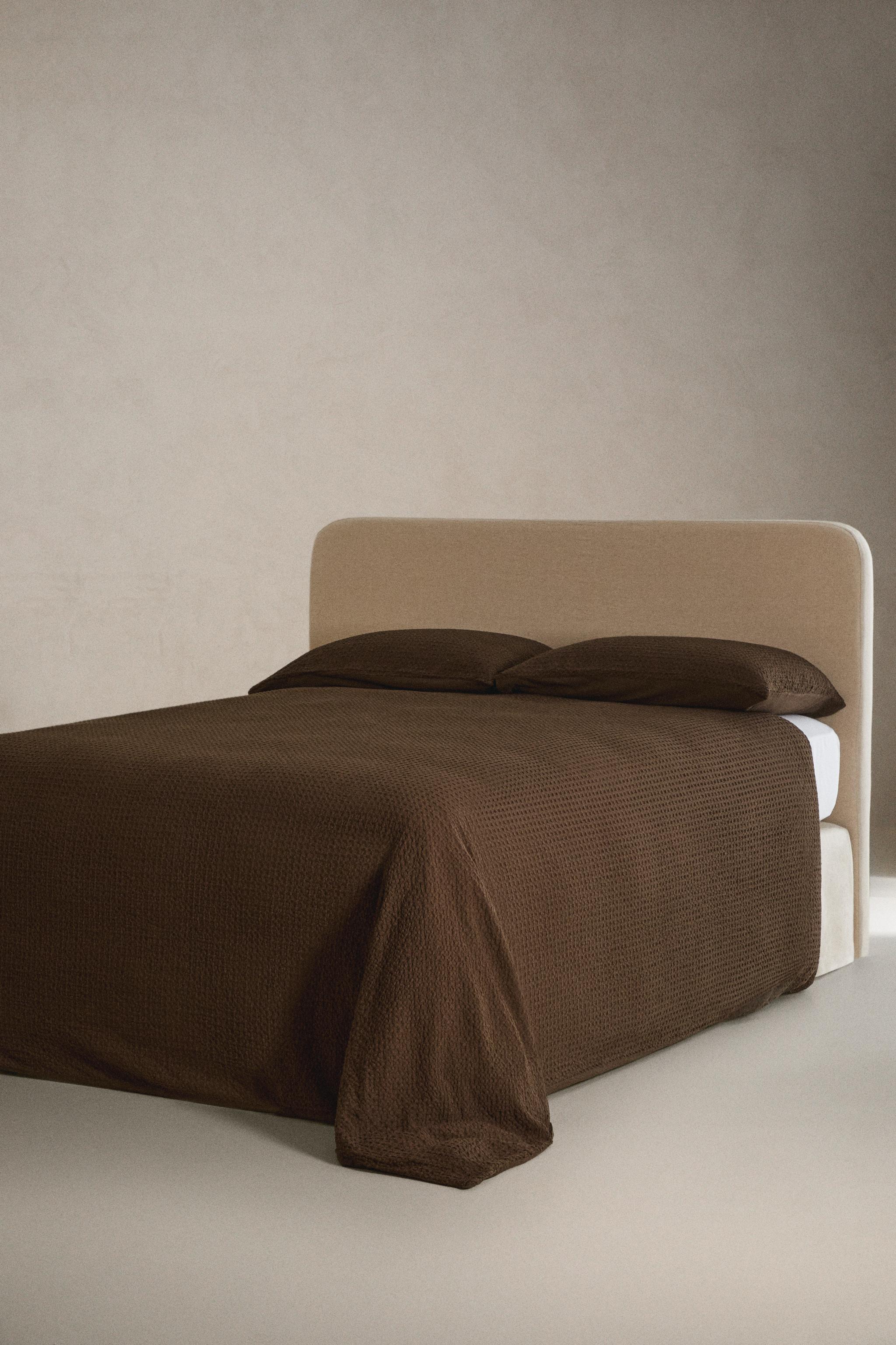 WAFFLE-KNIT DUVET COVER